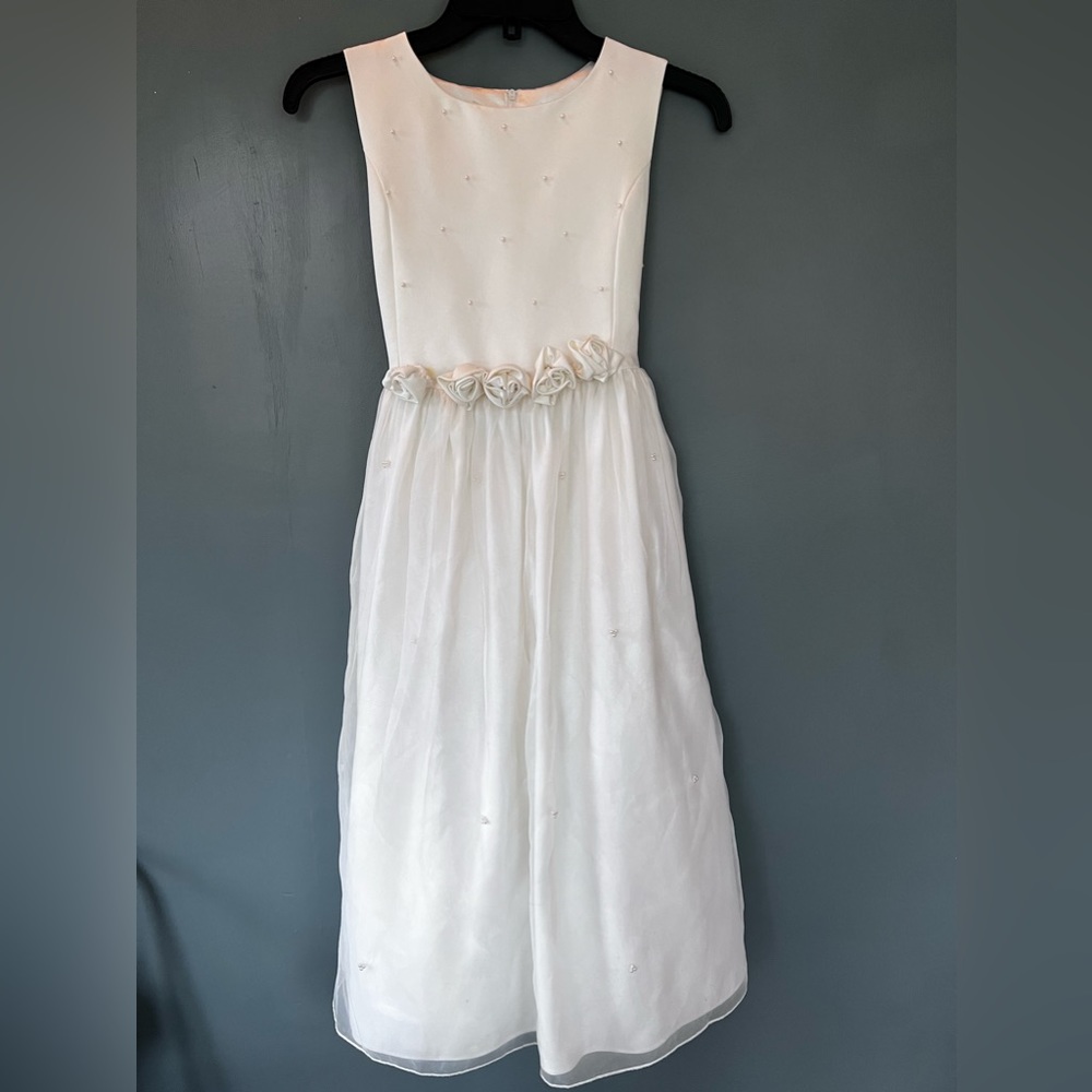 Cinderella girls size 14 flower girl formal white with pearls & flowers dress